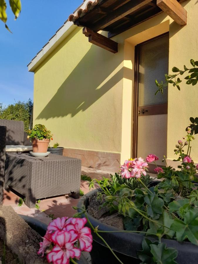 Hotel La Restanza Pula Zewnętrze zdjęcie